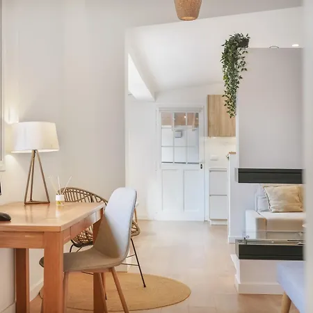 Moderno Apartment